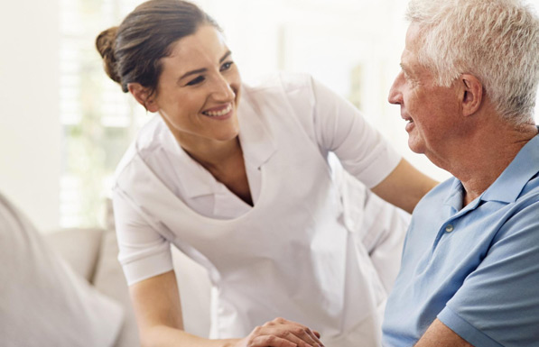 Medico Geriátrico na Casa de Repouso e Hotel Geriátrico Nazireu